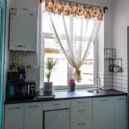 Apartment Balcescu 18 *