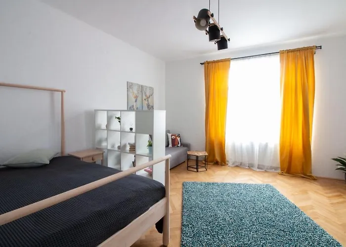 Balcescu 18 * Braşov